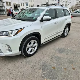 Toyota Highlander 2018