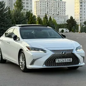 Lexus ES 350 2019
