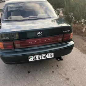 Toyota Camry 1993