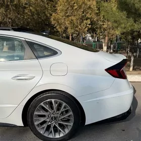 Hyundai Sonata 2020