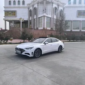 Hyundai Sonata 2021