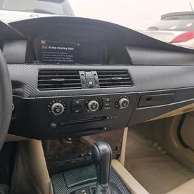 BMW E60 2006