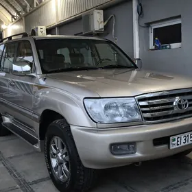 Toyota Land Cruiser 2000