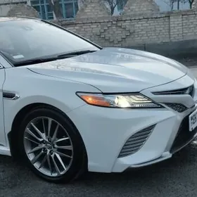 Toyota Camry 2020