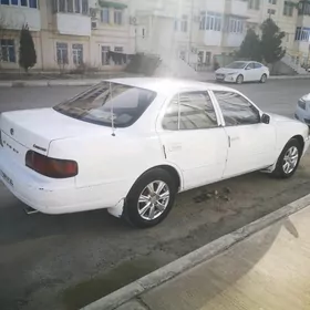 Toyota Camry 1995