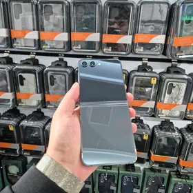 Samsung Z Flip 5 256️