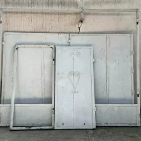 WOROTA DEMIR ORSYNKY GAPYLY