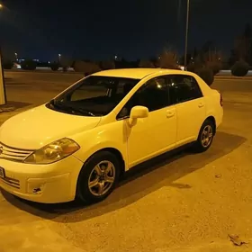 Nissan Versa 2010