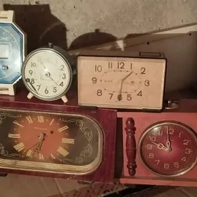 СОВЕТСКИЕ. ЧАСЫ