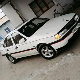 Opel Vectra 1990