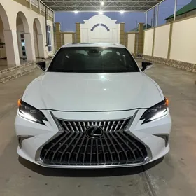 Lexus ES 350 2022