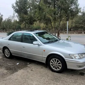 Toyota Camry 2001