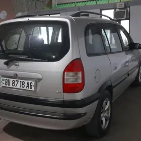 Opel Zafira 2004