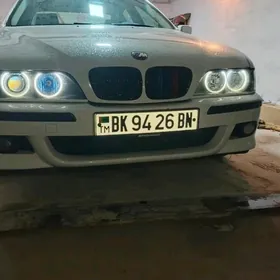 BMW E39 2001