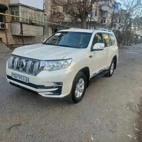 Toyota Land Cruiser Prado 2020