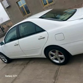 Toyota Camry 2004