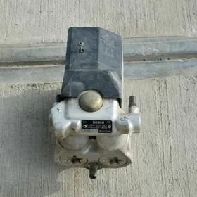 Mercedes-Benz W221 ABS