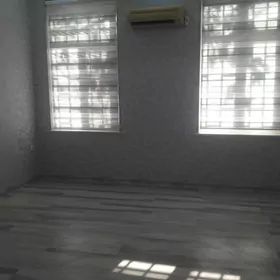 Петровада 2-ком 1-этж