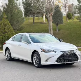 Lexus ES 350 2019