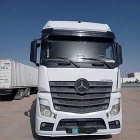 Mercedes-Benz ACTROS 3331 2014