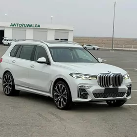 BMW X7 2022