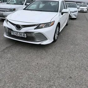 Toyota Camry 2020