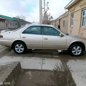 Toyota Camry 1999
