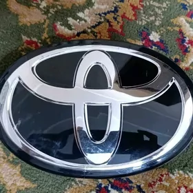 emblema toyota znacok