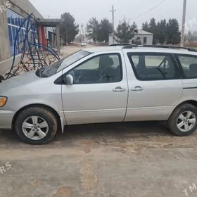 Toyota Sienna 2002
