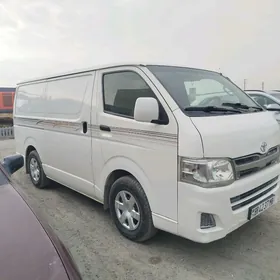 Toyota Hiace 2011