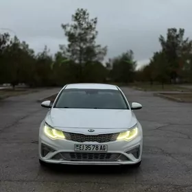 Kia Optima 2020