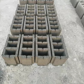 Beton kerpic, zabor sutun-ri.