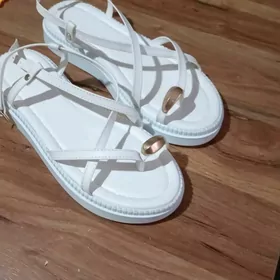 Basanoska /Босоножки