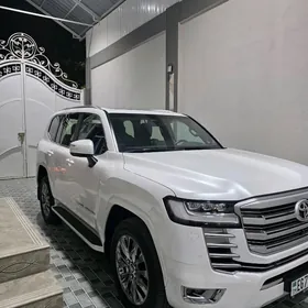 Toyota Land Cruiser 2025