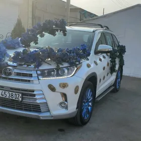 Toyota Highlander 2018