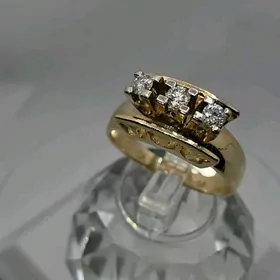 Ýerewan brilliant gyzyl