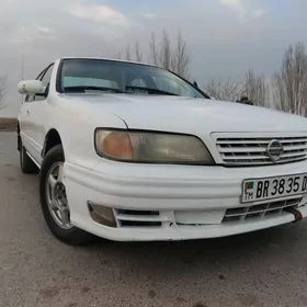 Nissan Maxima 1995