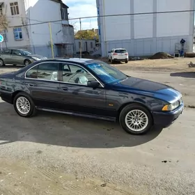 BMW 528 2000