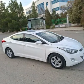 Hyundai Elantra 2011