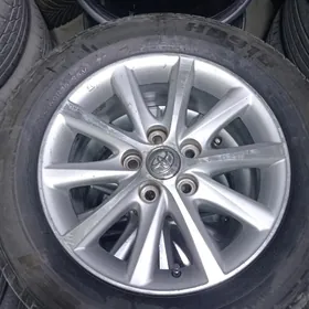 Disga teker r16 camry xle