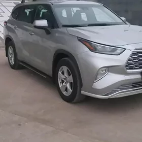 Toyota Highlander 2020