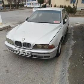 BMW 528 2000