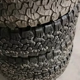 BF Goodrich 275 55 20  23Ý