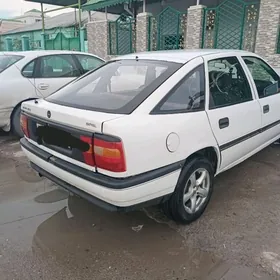 Opel Vectra 1990