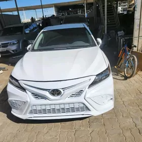 Toyota Camry 2022