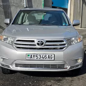 Toyota Highlander 2011