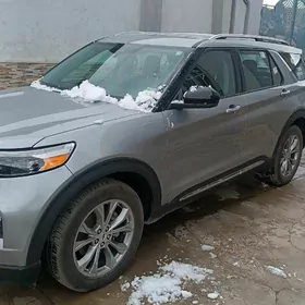 Ford Explorer 2022