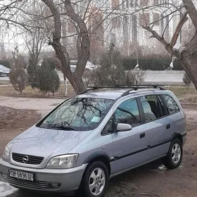 Opel Zafira 2001