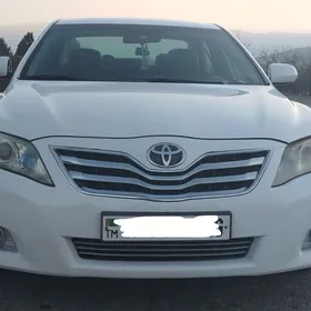 Toyota Camry 2010