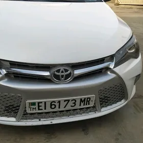 Toyota Camry 2017